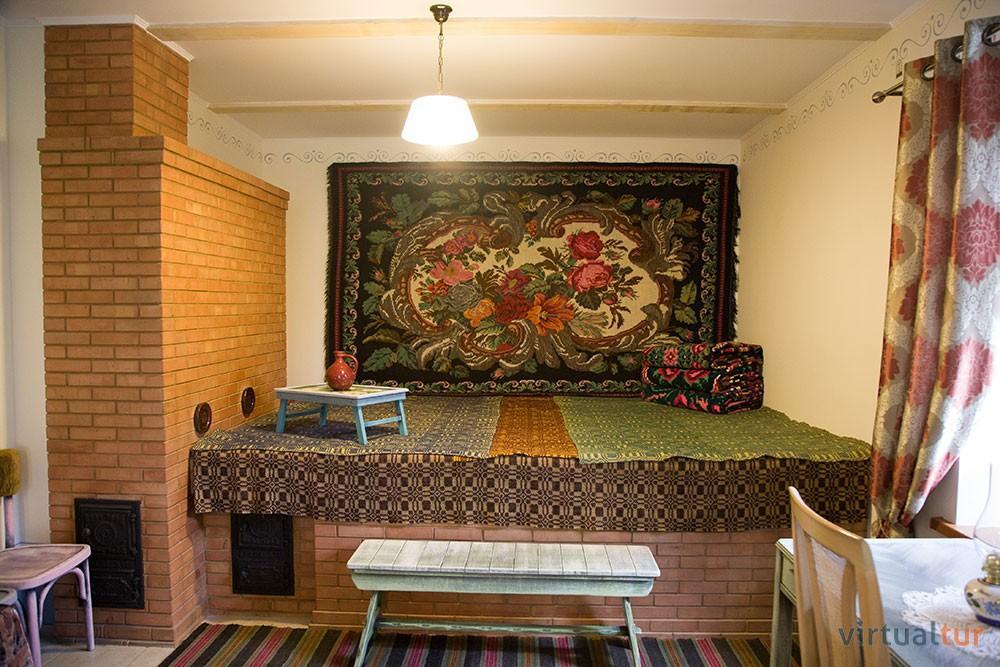 Resedinta Rotundu Bed & Breakfast Butuceny Ngoại thất bức ảnh