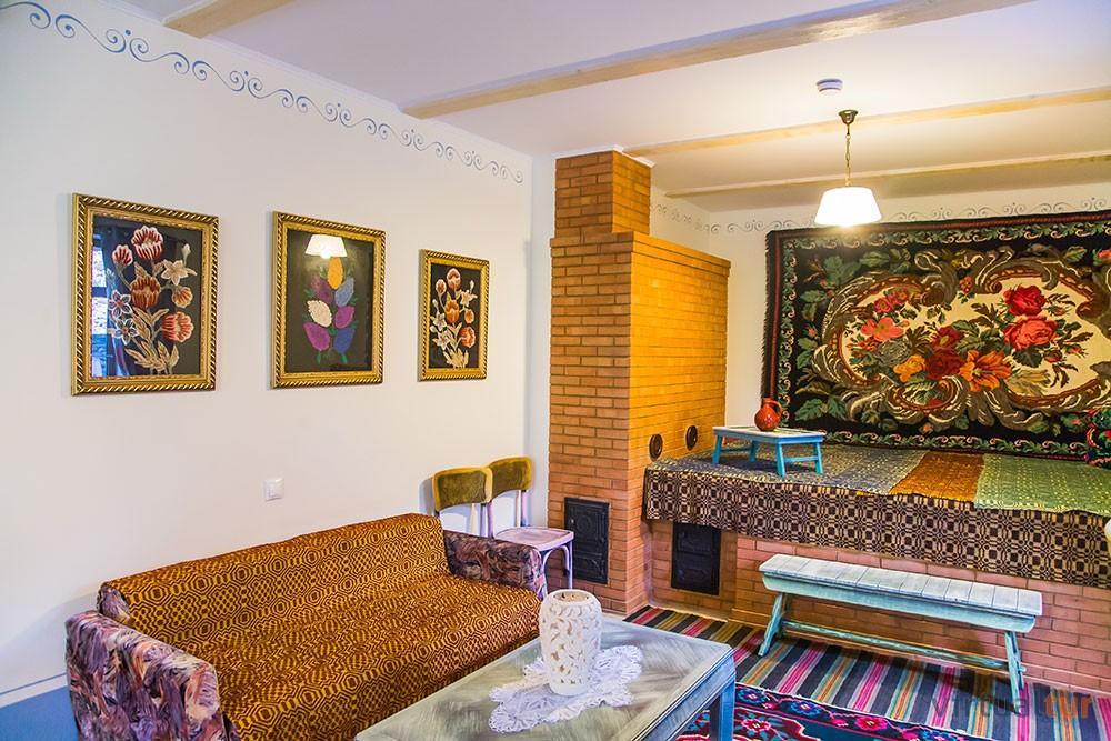 Resedinta Rotundu Bed & Breakfast Butuceny Ngoại thất bức ảnh