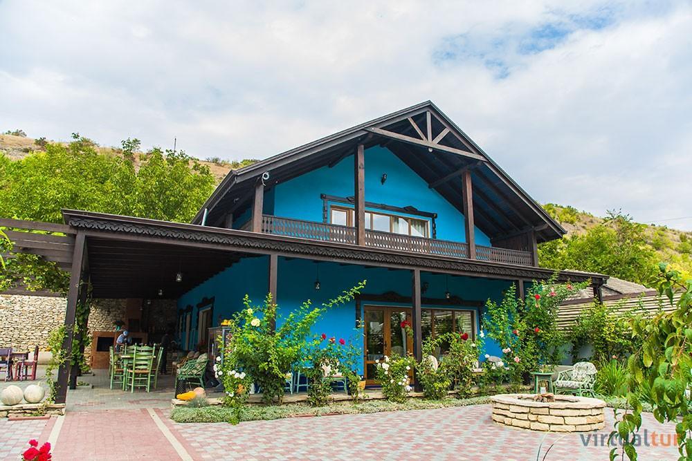 Resedinta Rotundu Bed & Breakfast Butuceny Ngoại thất bức ảnh